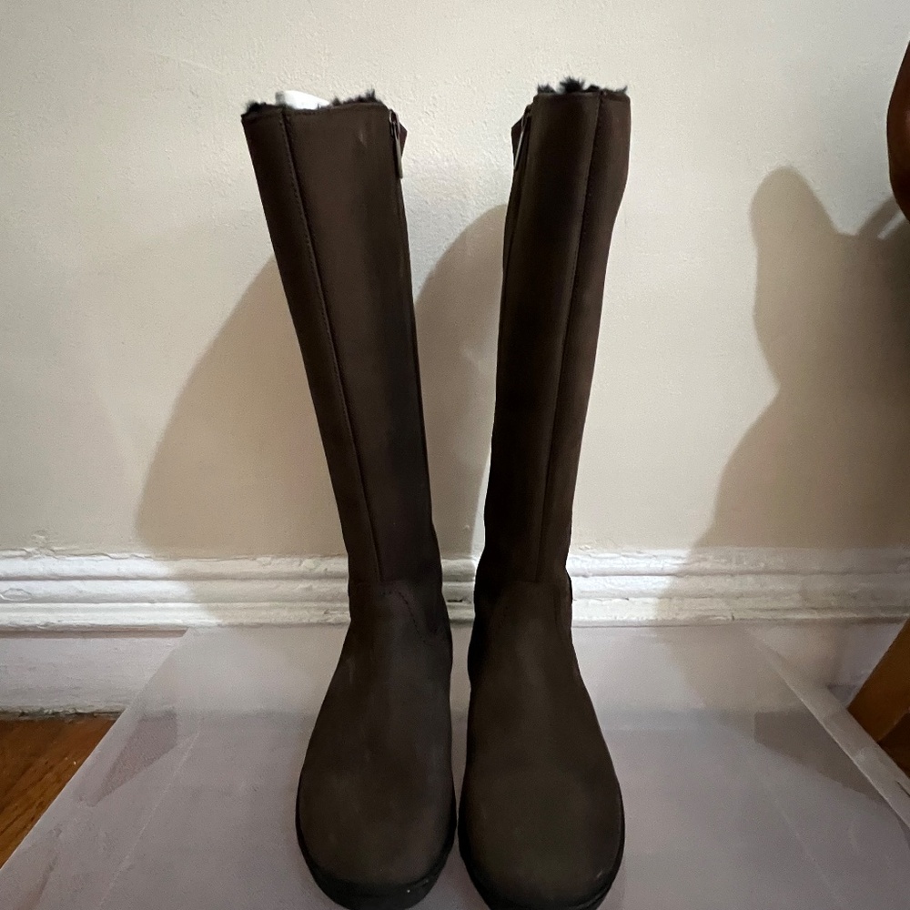 Groundies Derby knee-high barefoot leather boots, EU 37 US 7, preloved